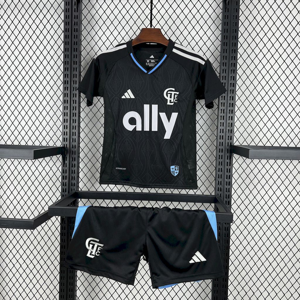 Kit Infantil do Charlotte Reserva 2025/2026