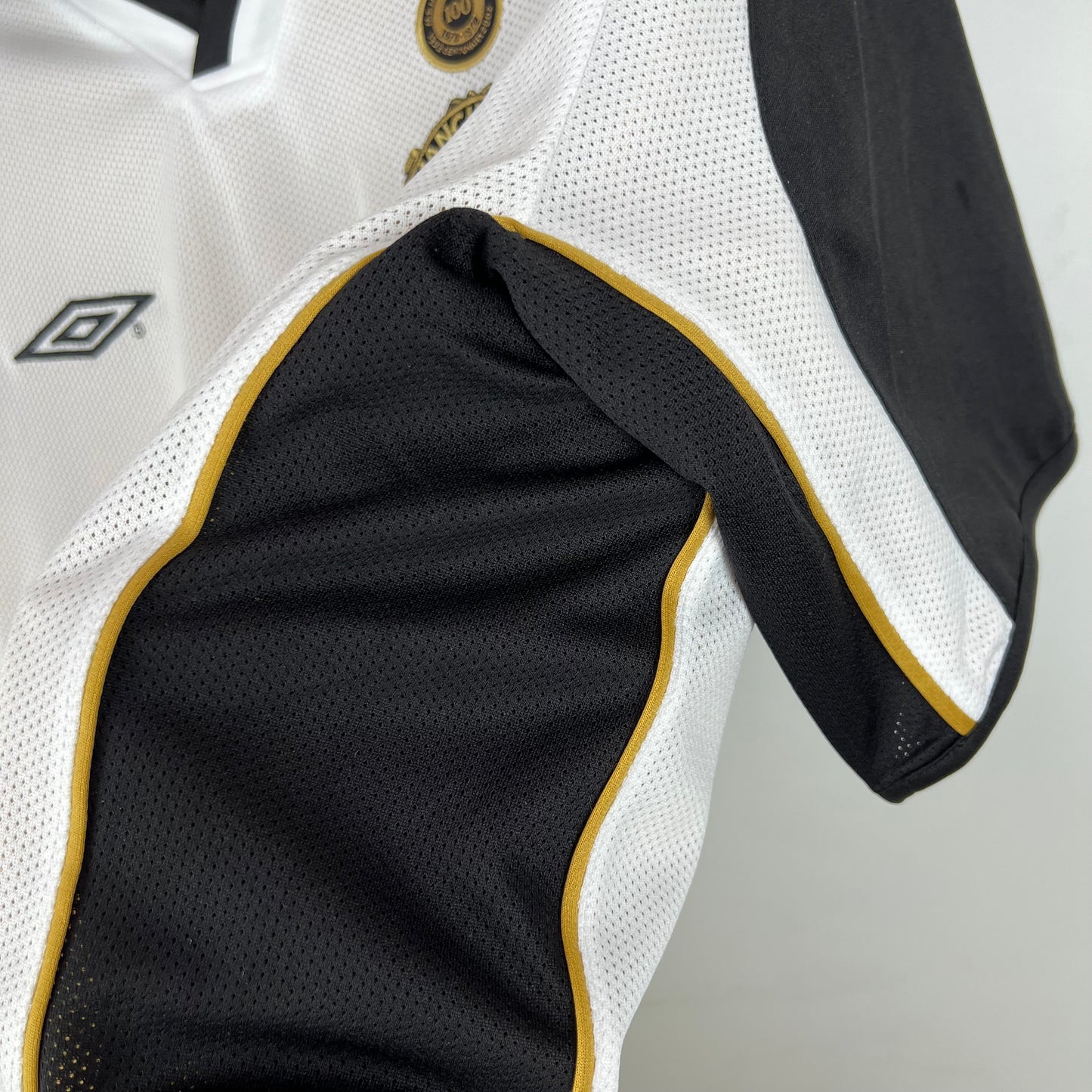 Camisa Retrô do Manchester United 2001/2002 (Dupla Face)