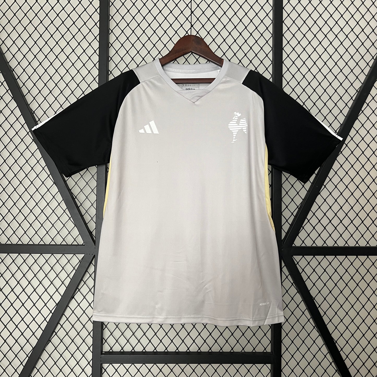 Camisa do Atlético Mineiro de Treino Gray 2024/2025