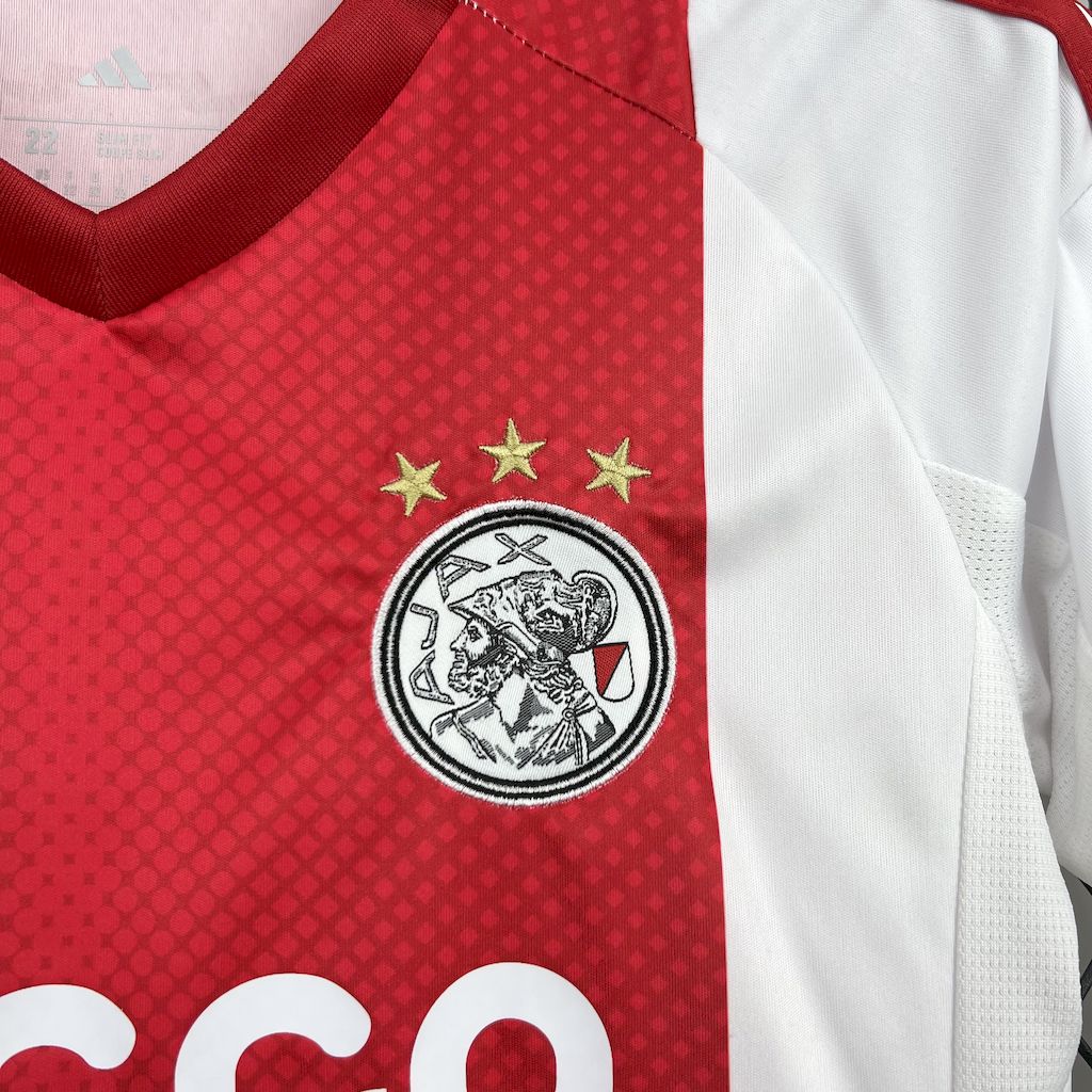 Kit Infantil do Ajax Titular 2025/2026