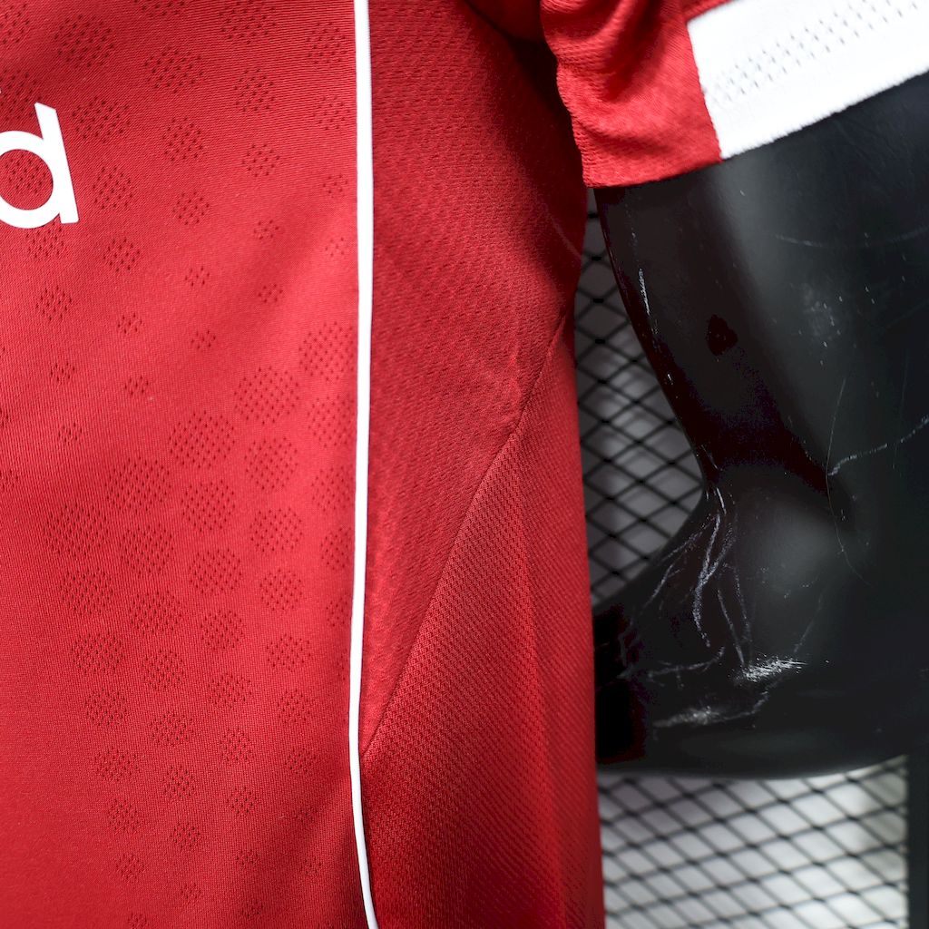 Camisa do Liverpool Titular Player 2025/2026