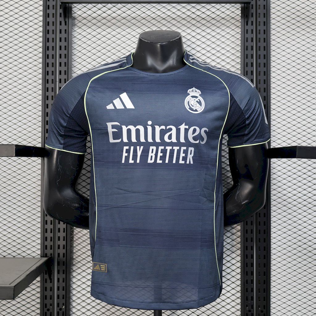 Camisa do Real Madrid Reserva Player 2025/2026