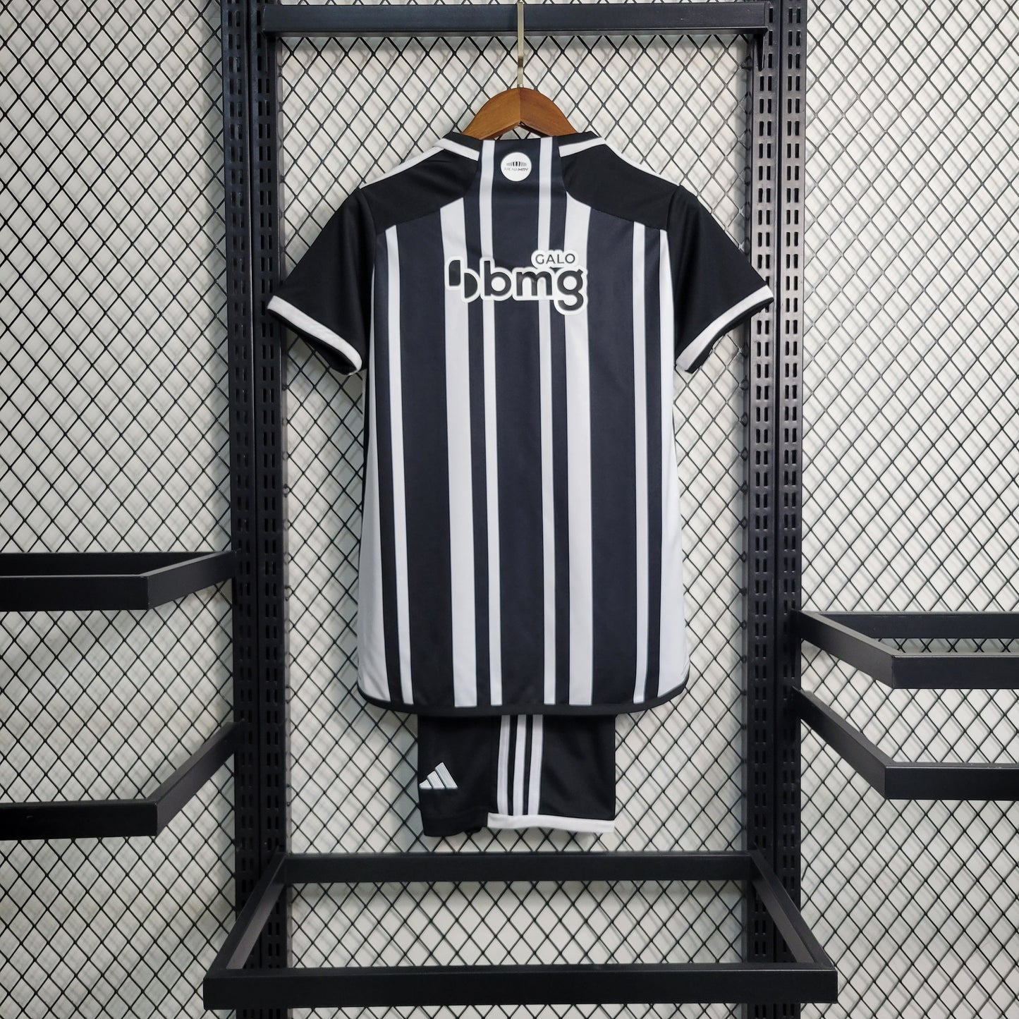 Kit Infantil do Atlético Mineiro Titular 2023/2024