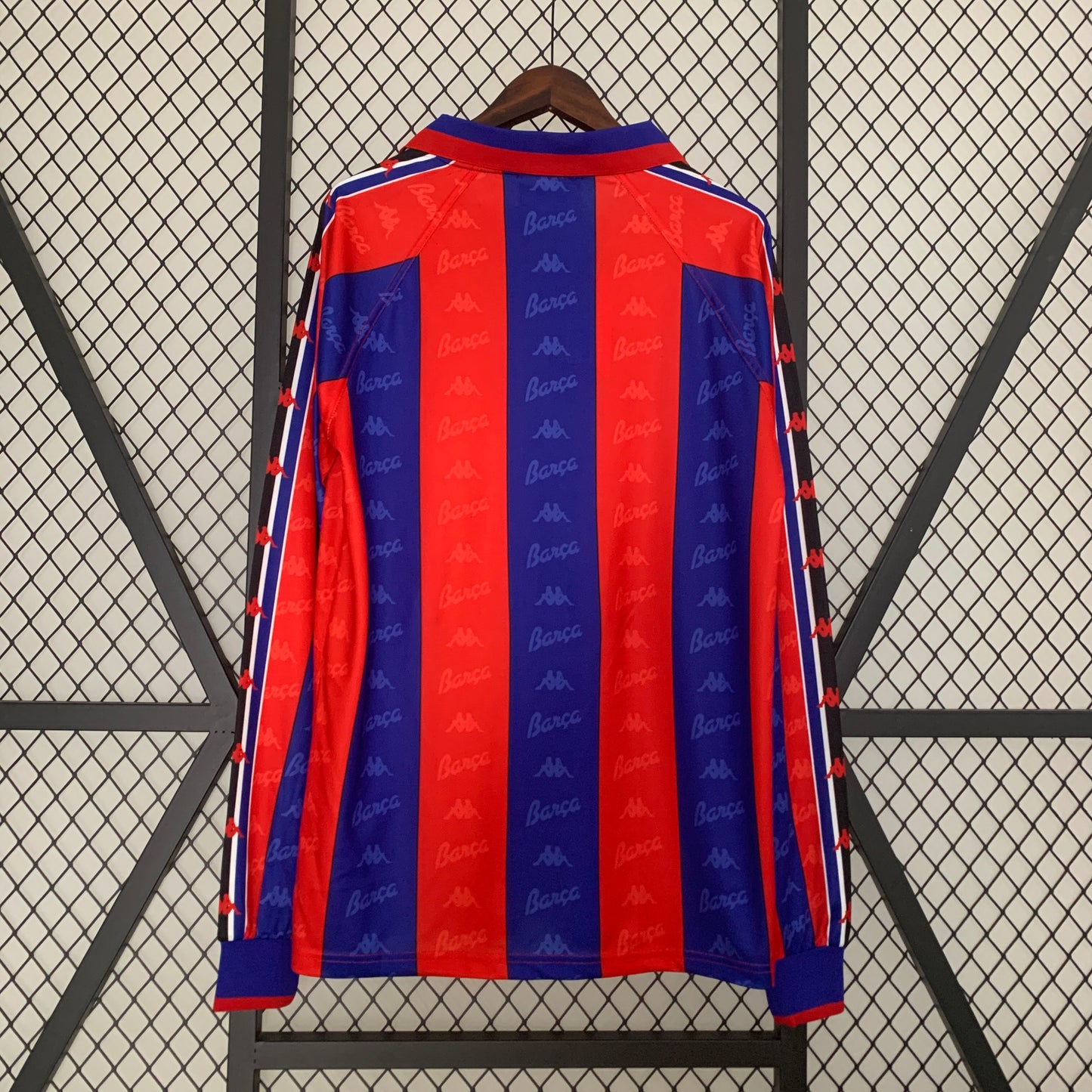 Camisa Manga Longa Retrô do Barcelona Titular 1996/1997