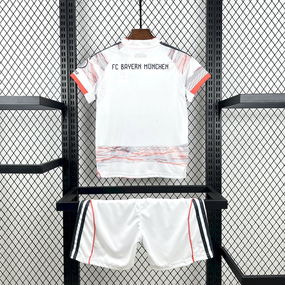Kit Infantil do Bayern de Munique Reserva 2025/2026