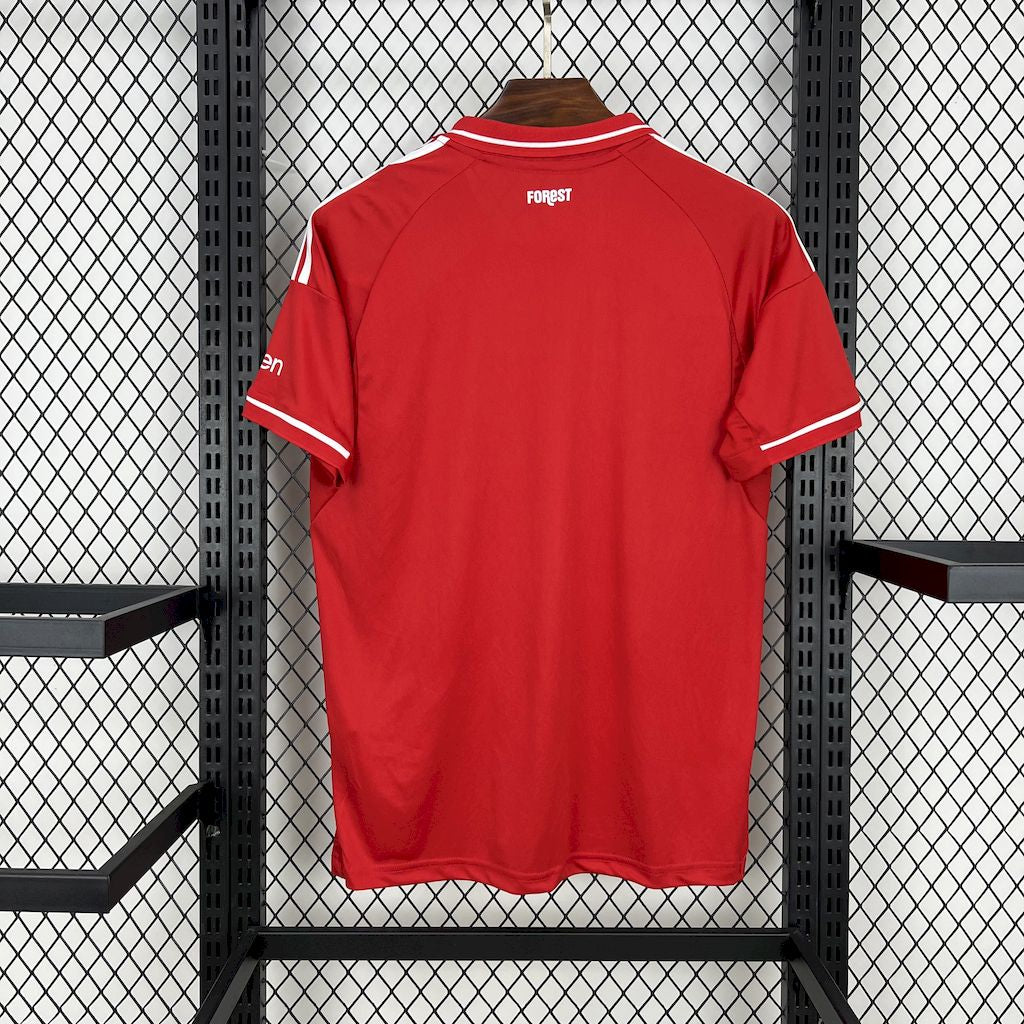 Camisa do Nottingham Forest Titular 2025/2026