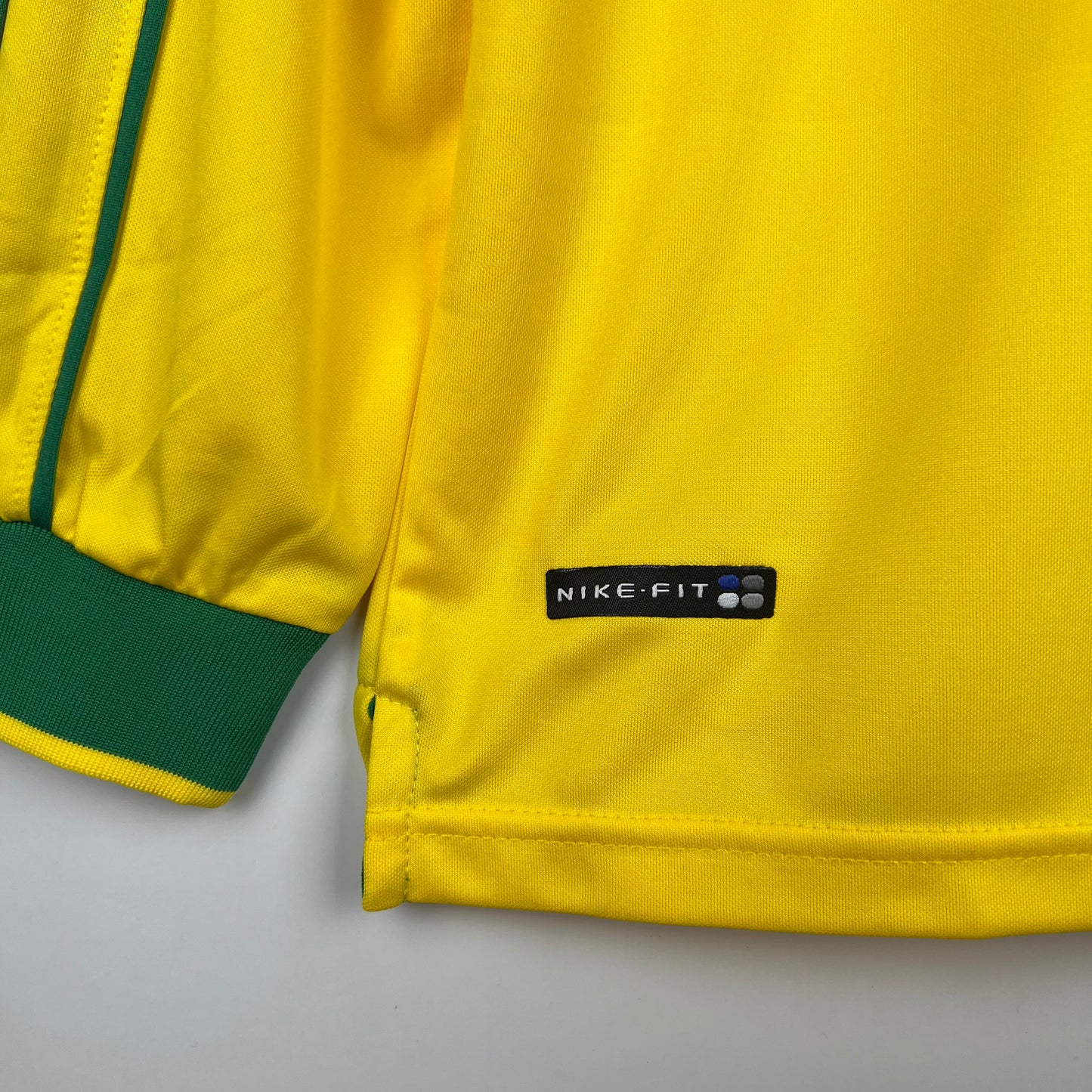Camisa Manga Longa Retrô do Brasil 1998
