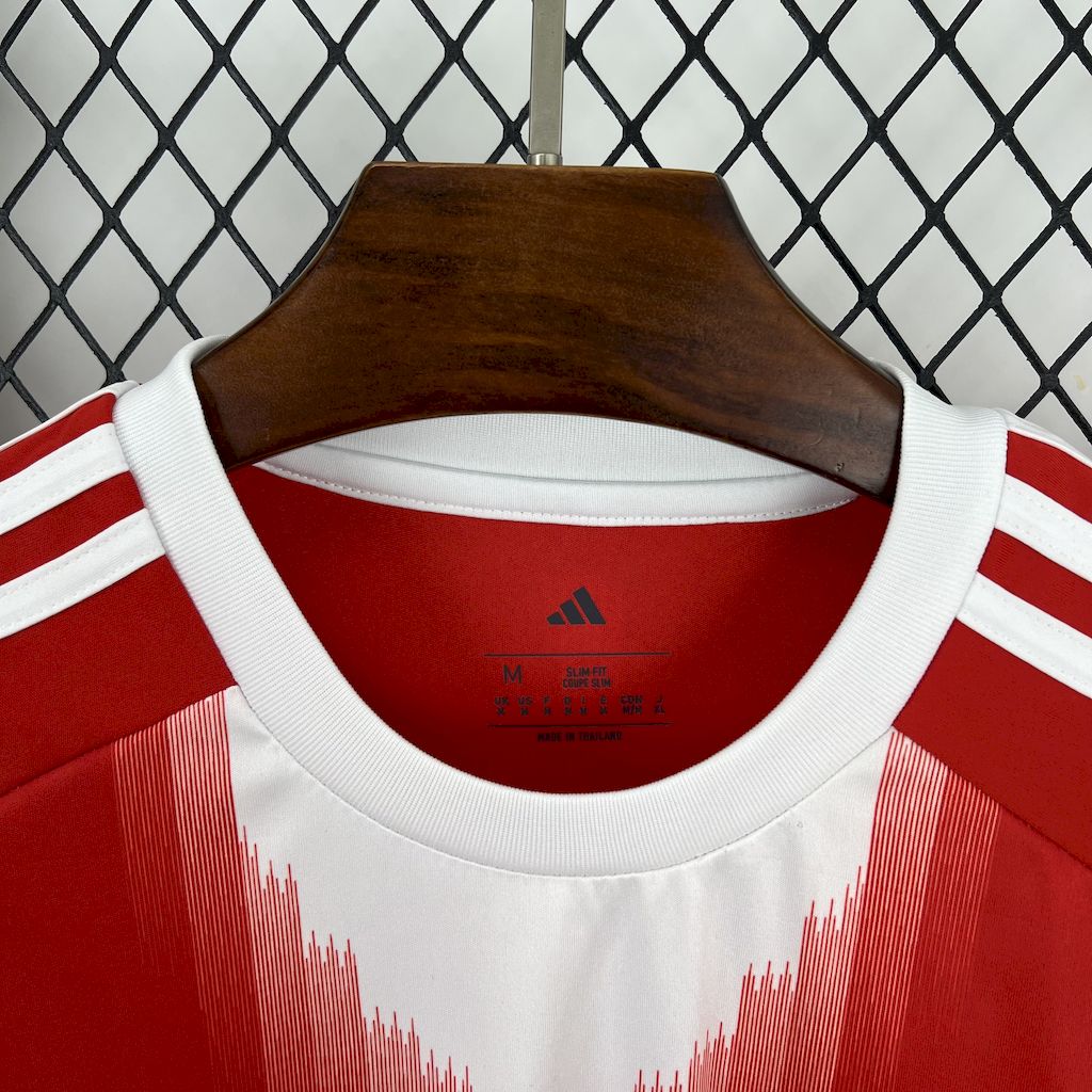 Camisa do Bayern de Munique Titular 2025/2026