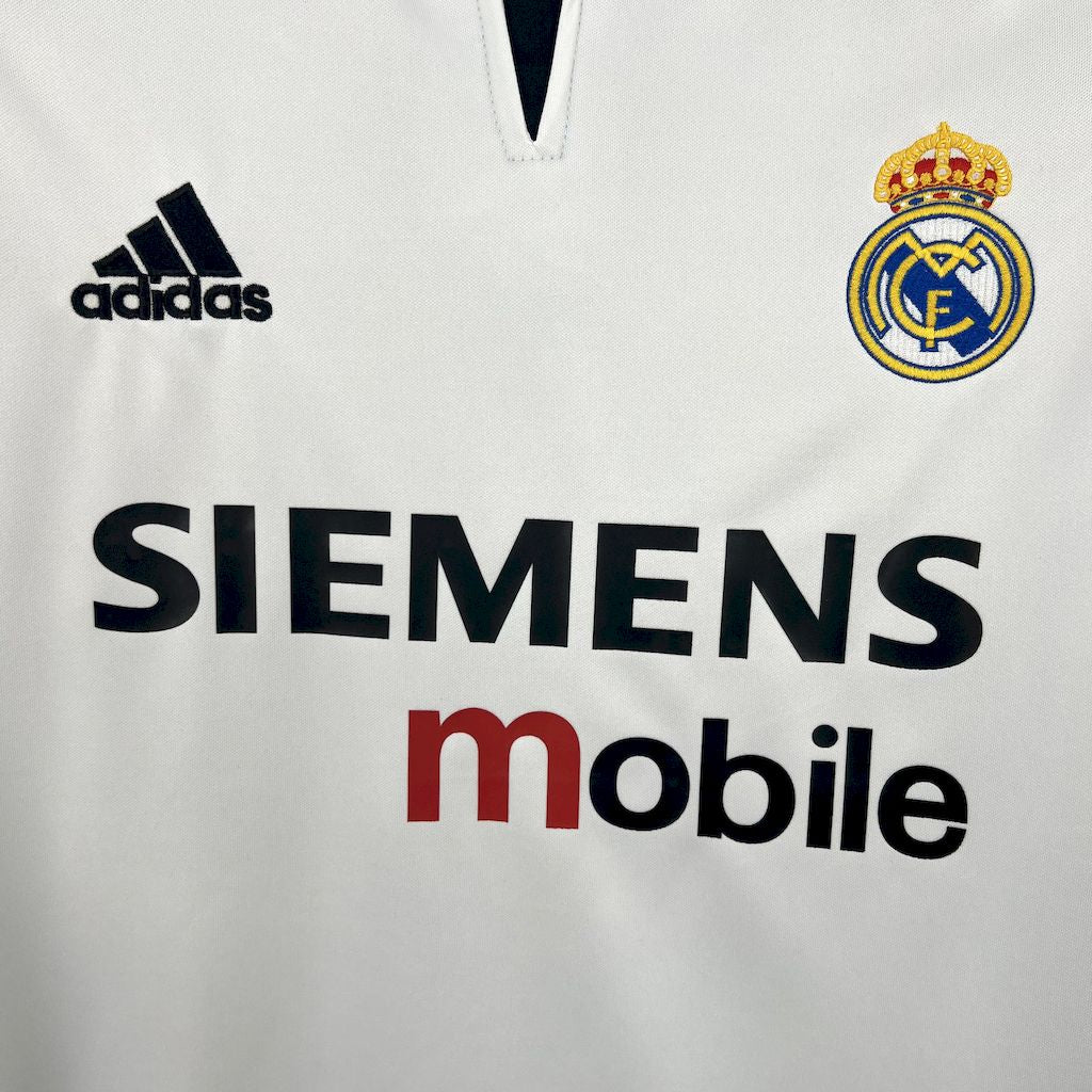 Camisa Retrô do Real Madrid Titular 2003/2004