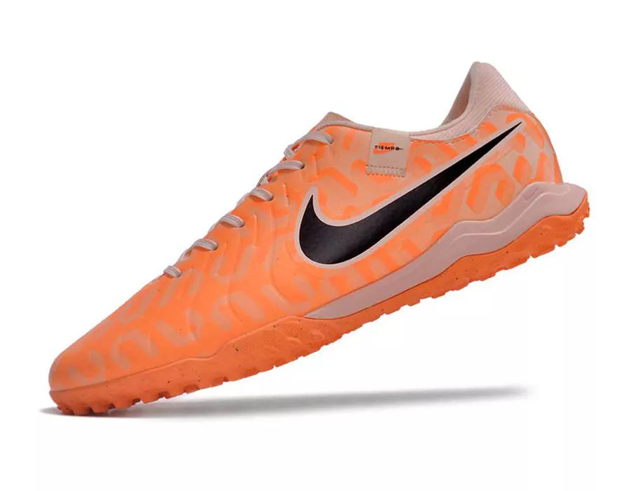 Chuteira Society Nike Tiempo Laranja (TF)