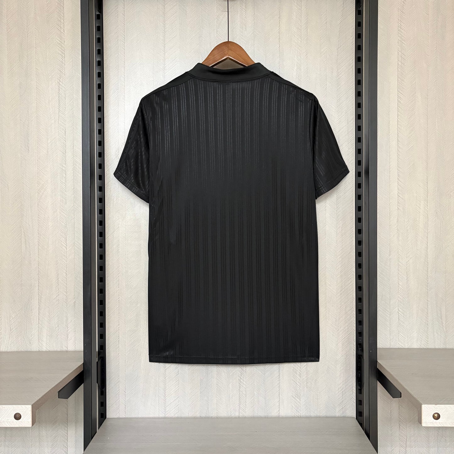 Camisa Retrô do Liverpool All Black 1995/1996