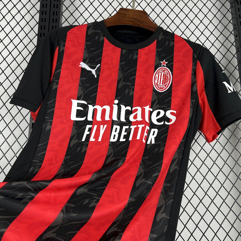 Camisa do AC Milan Titular 2025/2026