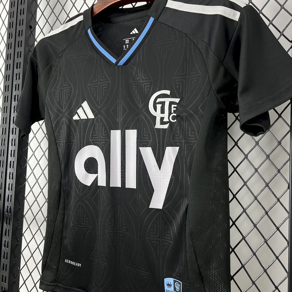 Kit Infantil do Charlotte Reserva 2025/2026