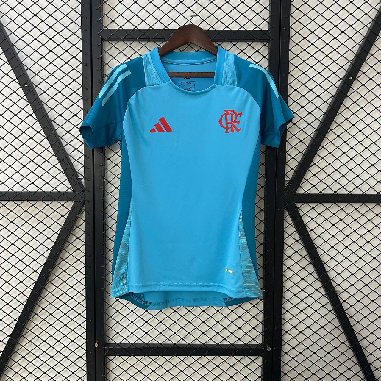 Camisa Feminina do Flamengo Treino Azul Claro 2025/2026