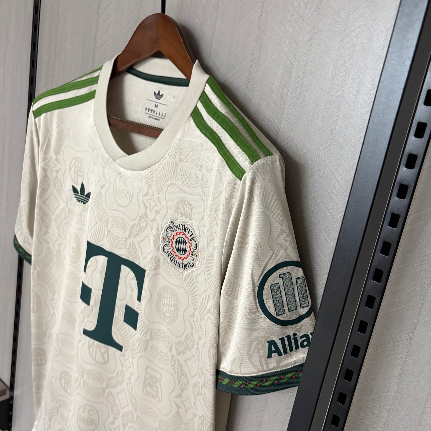 Camisa do Bayern de Munique Edição Especial 2025/2026
