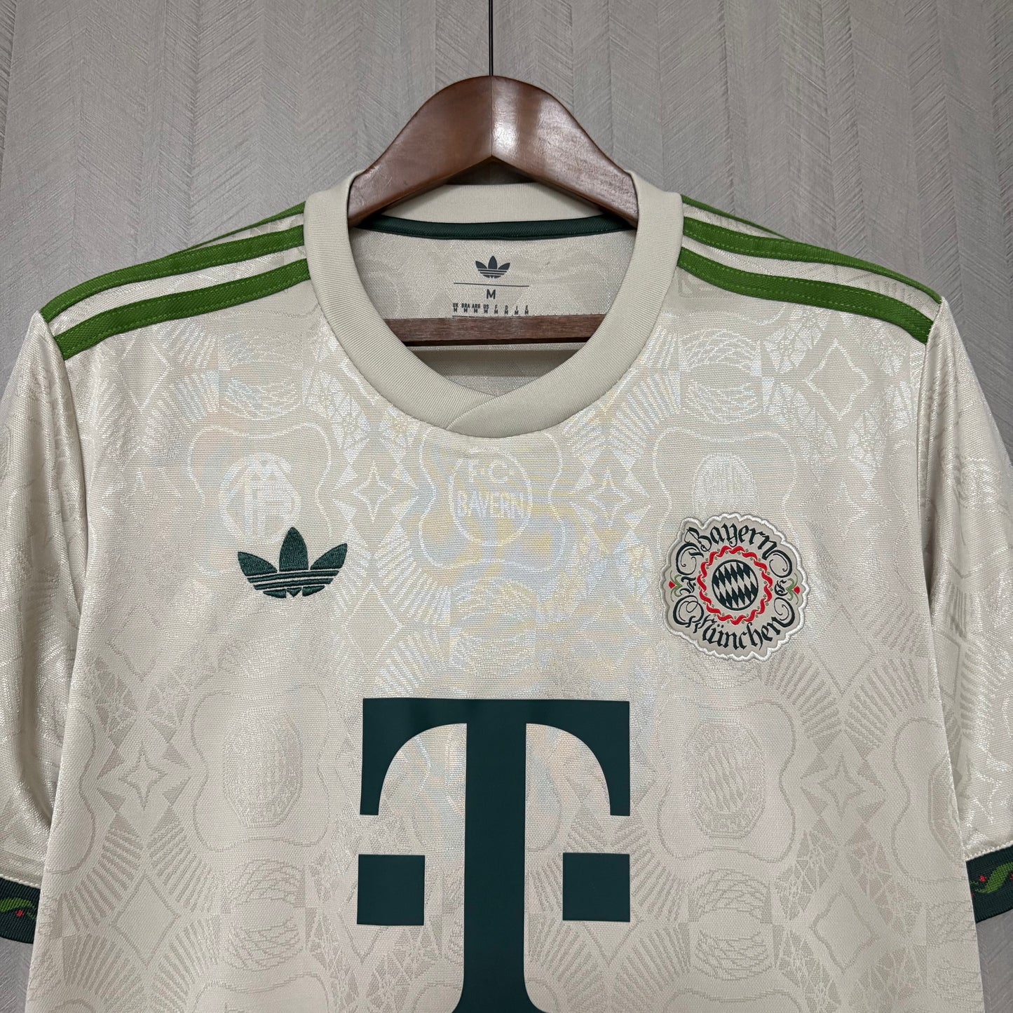 Camisa do Bayern de Munique Edição Especial 2025/2026