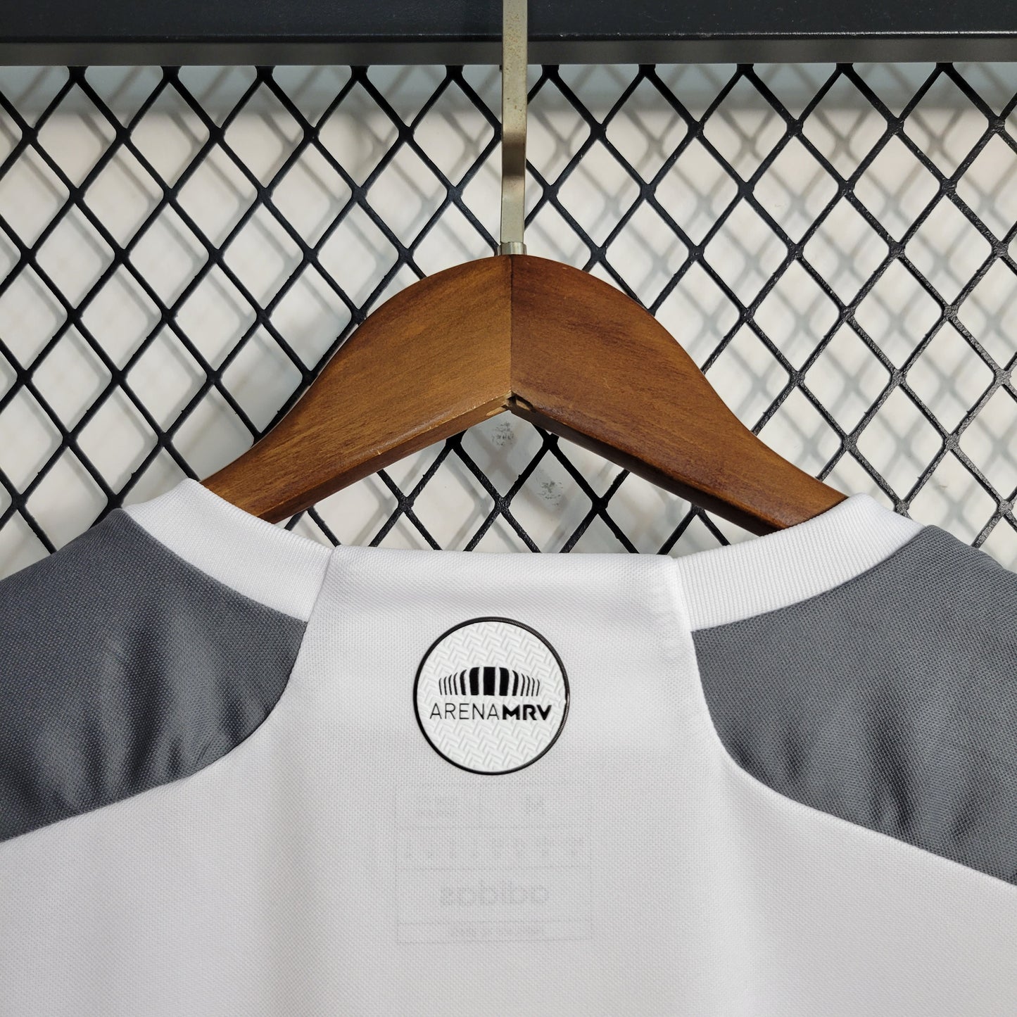 Camisa Feminina do Atlético Mineiro Reserva 2023/2024