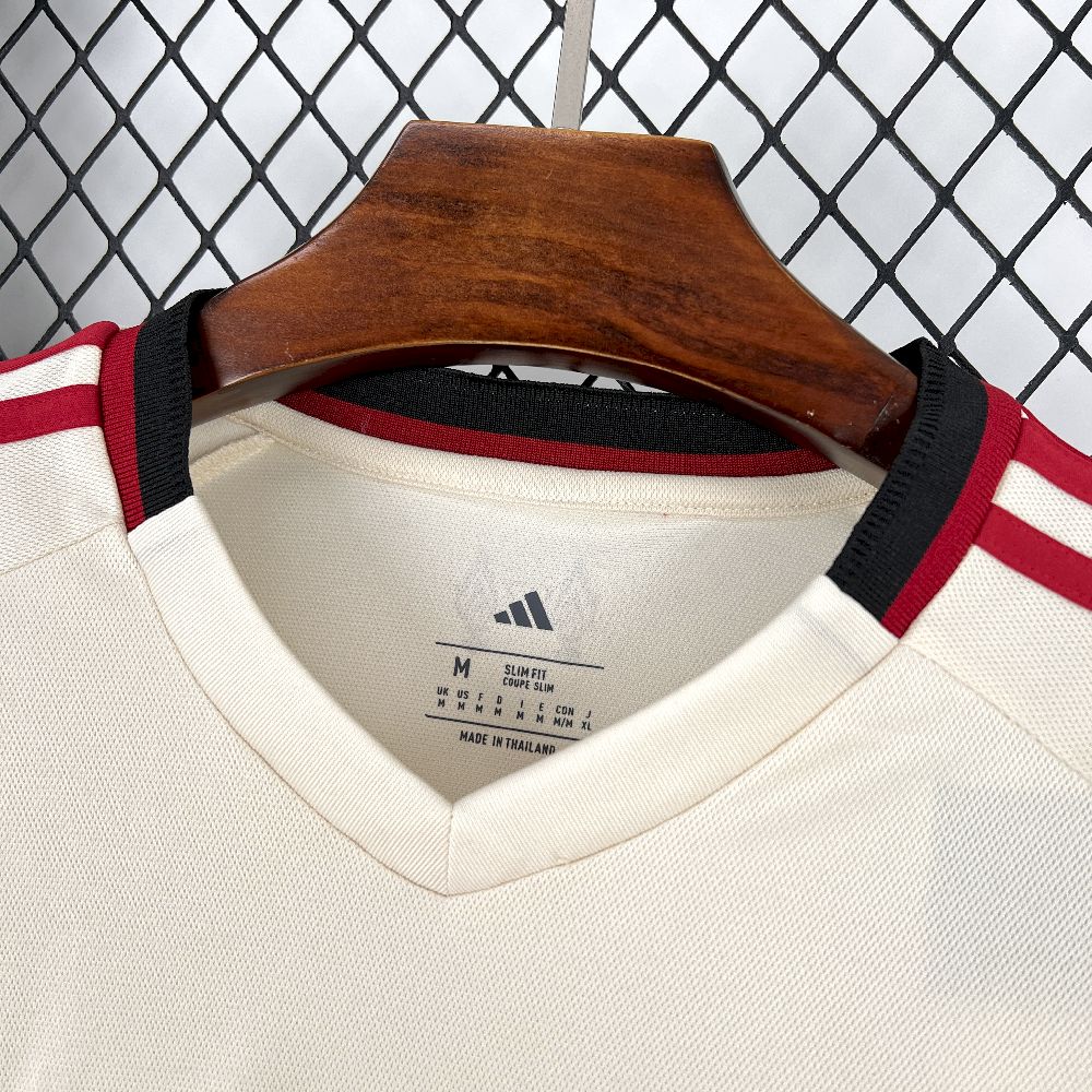 Camisa Manga Longa do Liverpool Reserva 2025/2026