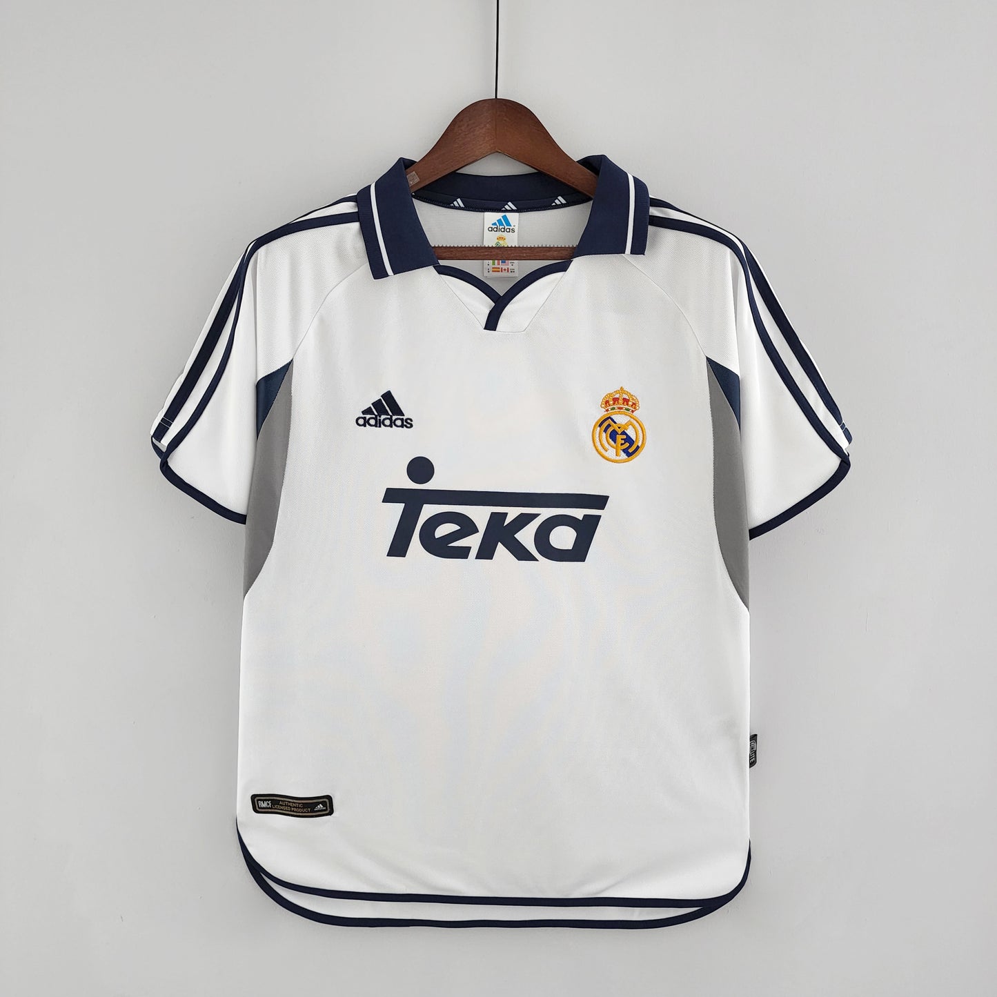 Camisa Retrô do Real Madrid Titular 2000/2001