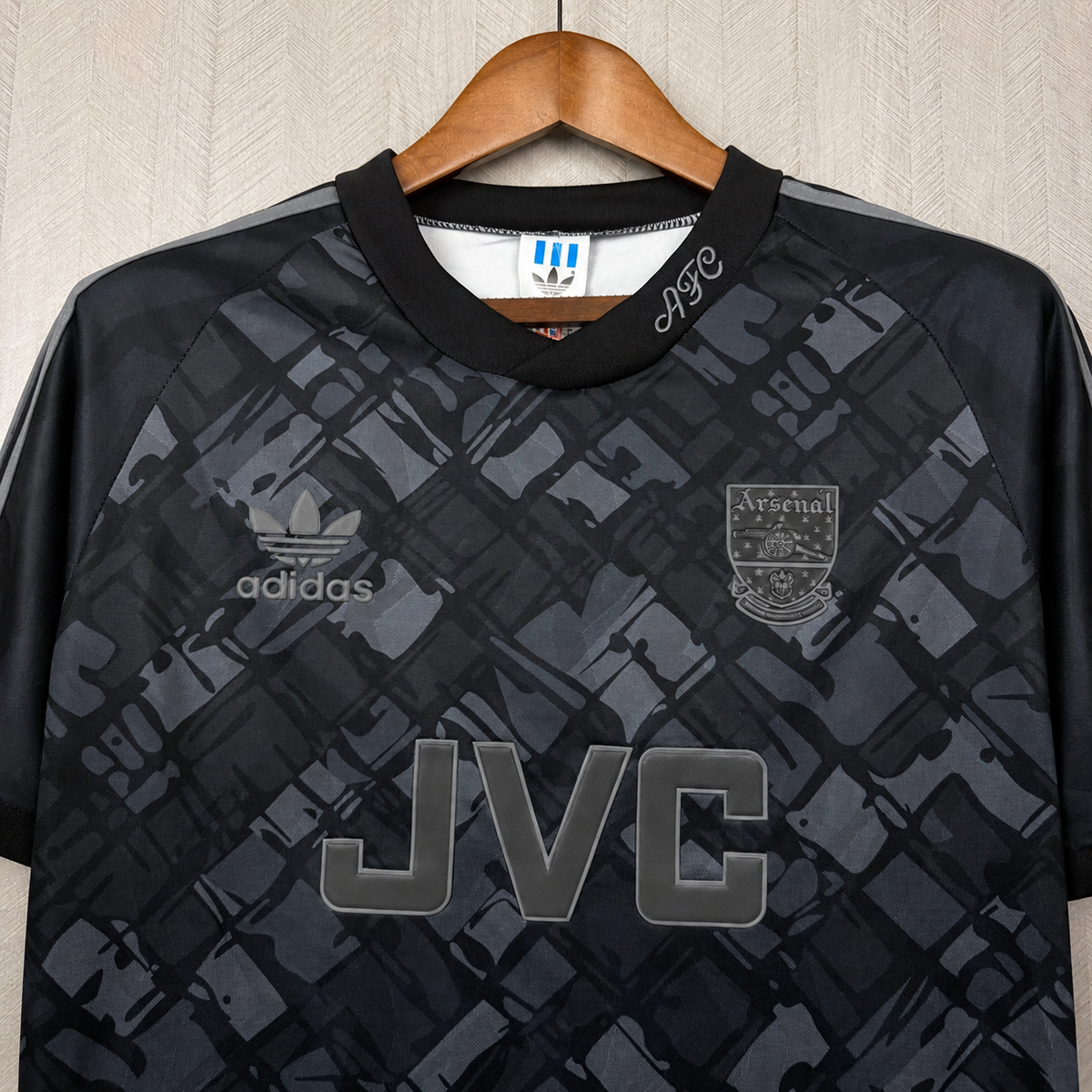 Camisa Retrô do Arsenal Reserva "All Black" 1994/1995
