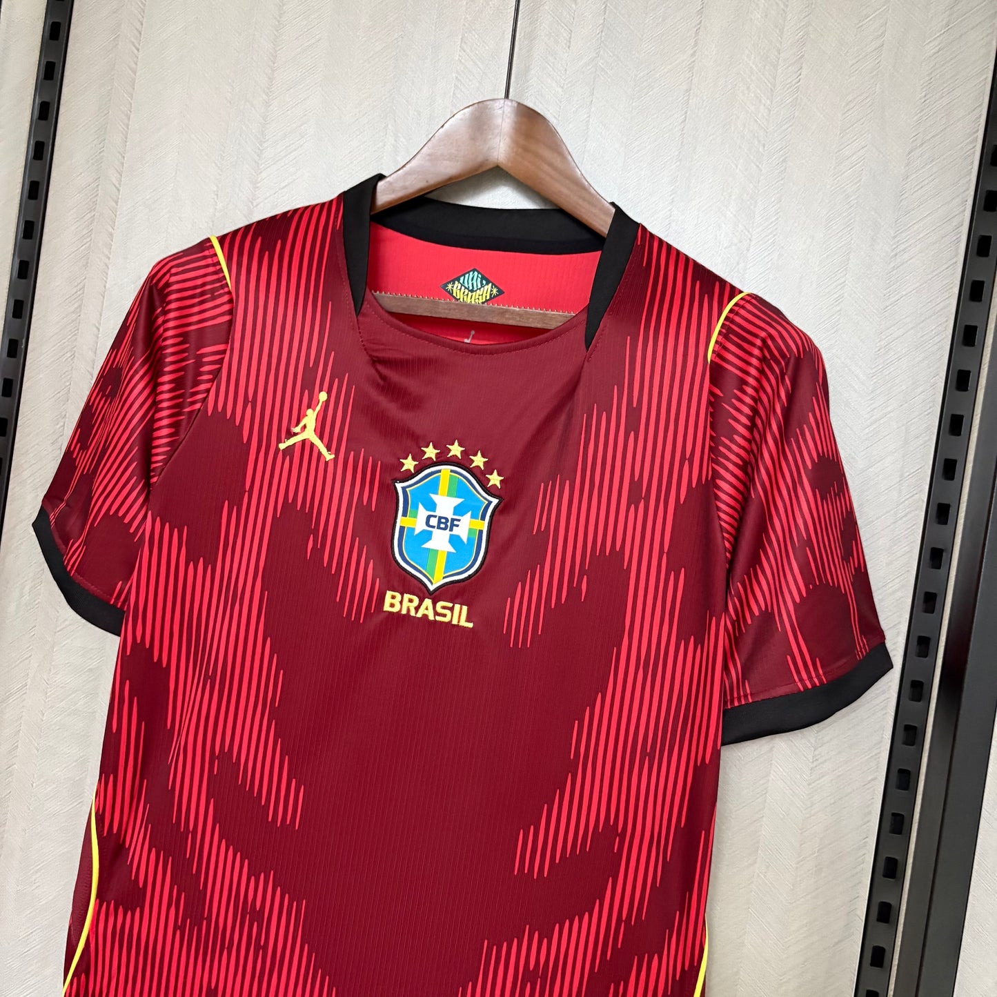 Camisa do Brasil Red "Banida" 2026/2027
