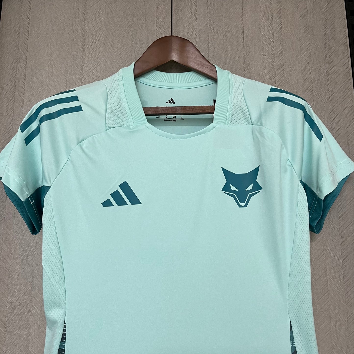 Camisa Feminina do Cruzeiro Treino Azul Claro 2025/2026