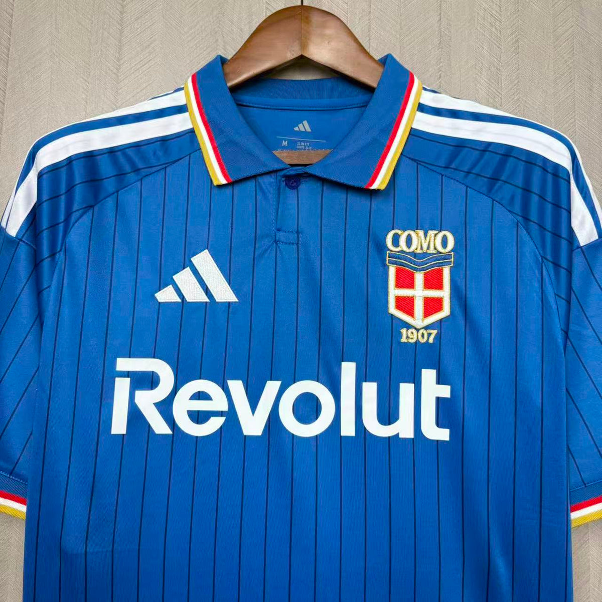 Camisa do Como Titular 2026/2027