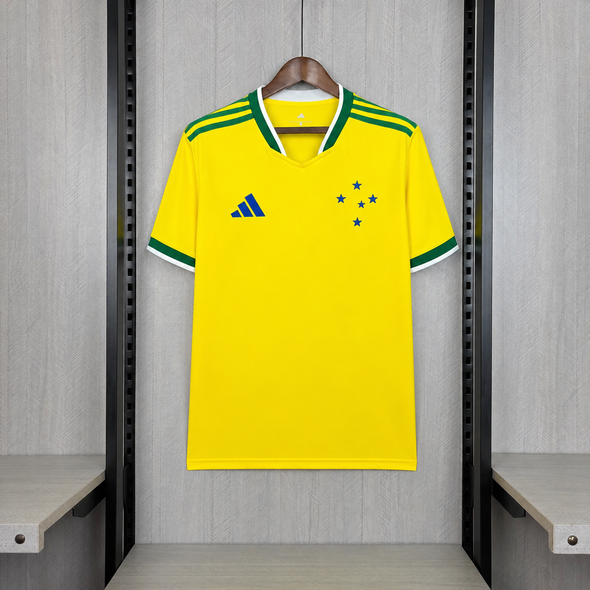 Camisa do Cruzeiro Edição Especial "Brasil Copa" 2026/2027