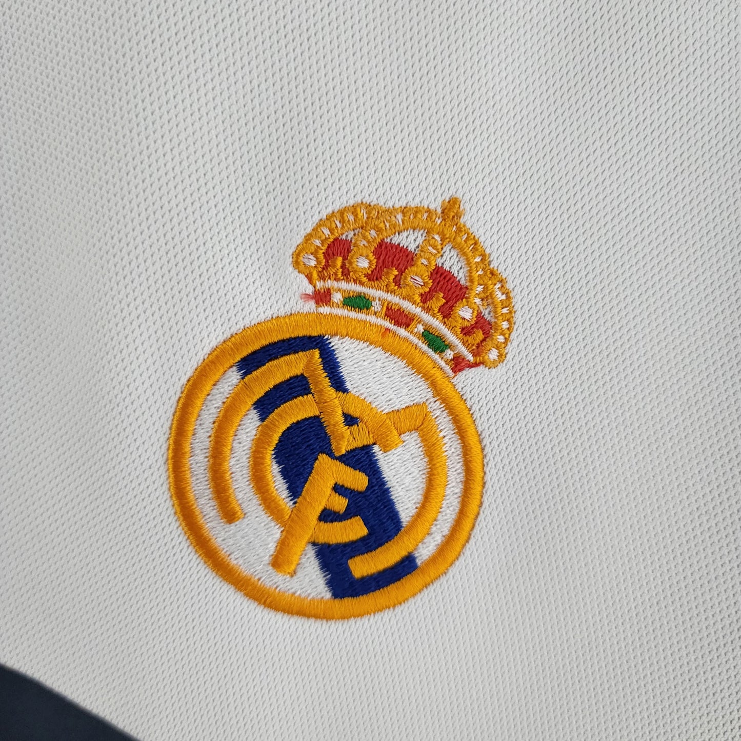 Camisa Retrô do Real Madrid Titular 2000/2001