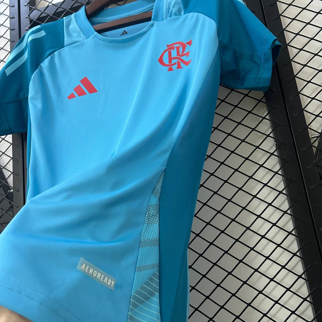 Camisa Feminina do Flamengo Treino Azul Claro 2025/2026
