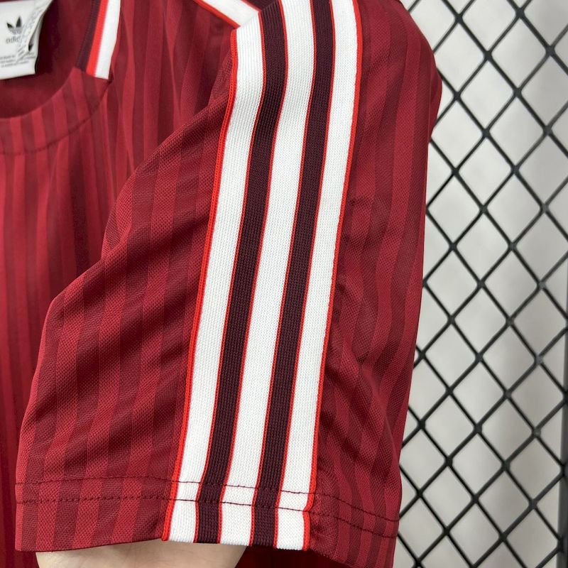 Camisa do Bayern de Munique Adidas Originals 2025/2026