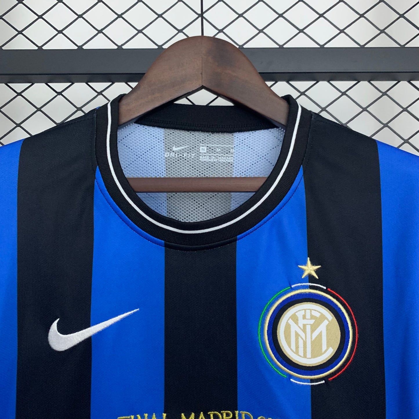 Camisa Manga Longa Retrô da Inter de Milão 09/10 Final Champions