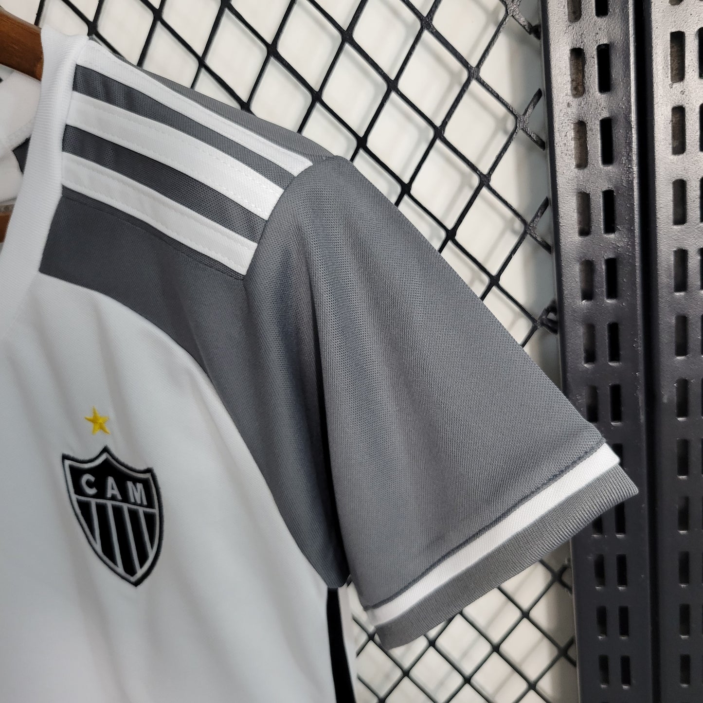 Camisa Feminina do Atlético Mineiro Reserva 2023/2024