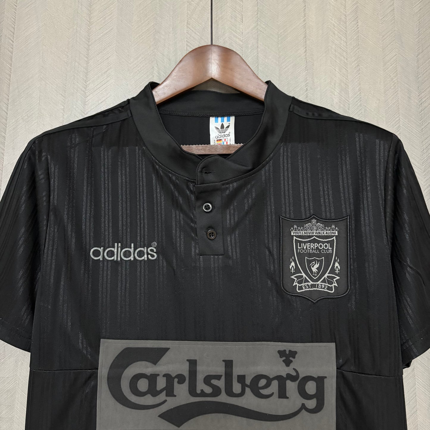 Camisa Retrô do Liverpool All Black 1995/1996
