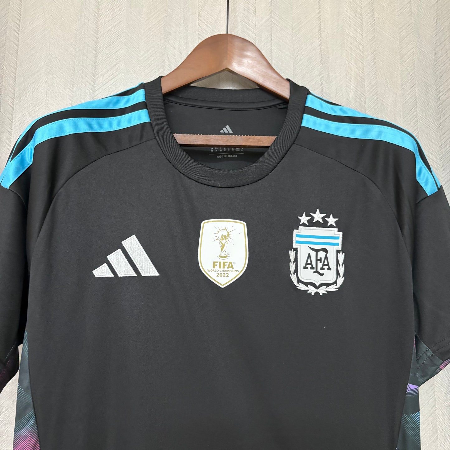 Camisa da Argentina de Goleiro + "Pacth de Campeão" 2026/2027