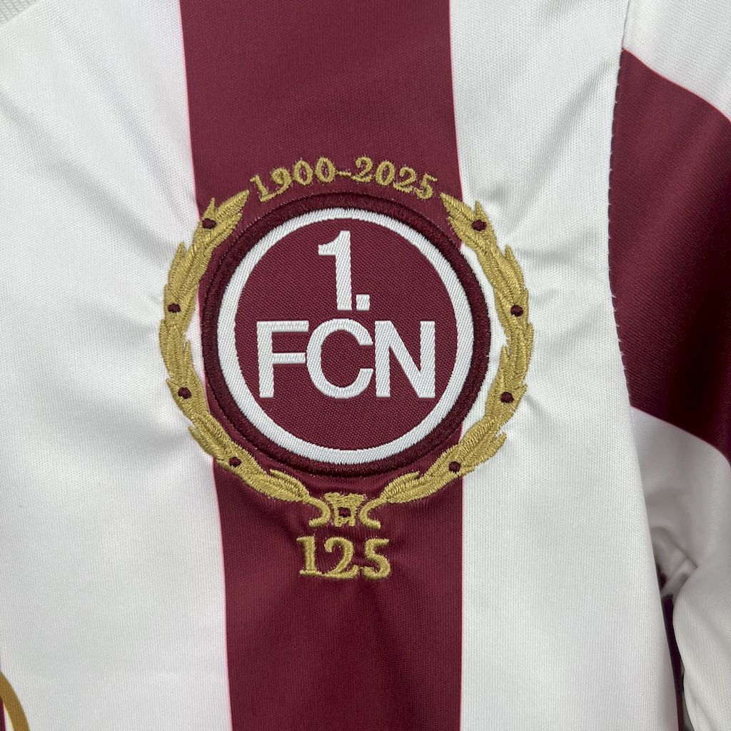 Kit Infantil do FC Nurnberg Aniversário 125 Anos 2025/2026
