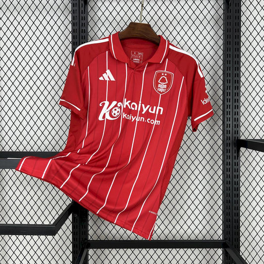 Camisa do Nottingham Forest Titular 2025/2026