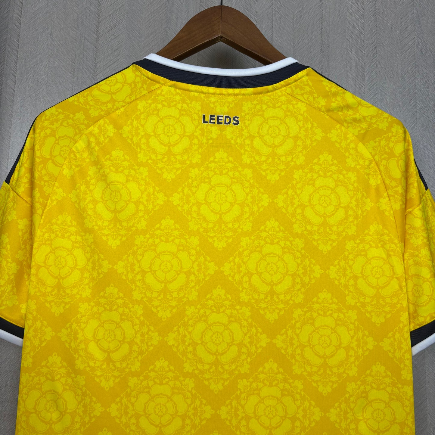 Camisa do Leeds United Reserva 2026/2027