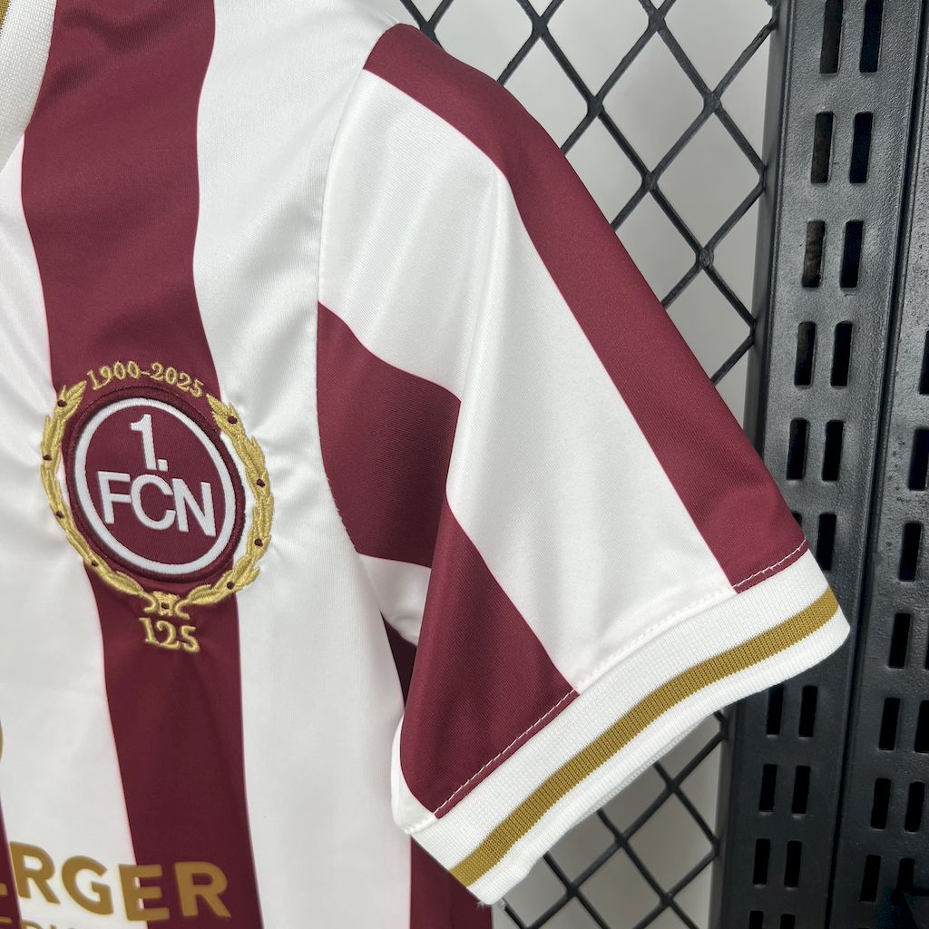 Kit Infantil do FC Nurnberg Aniversário 125 Anos 2025/2026