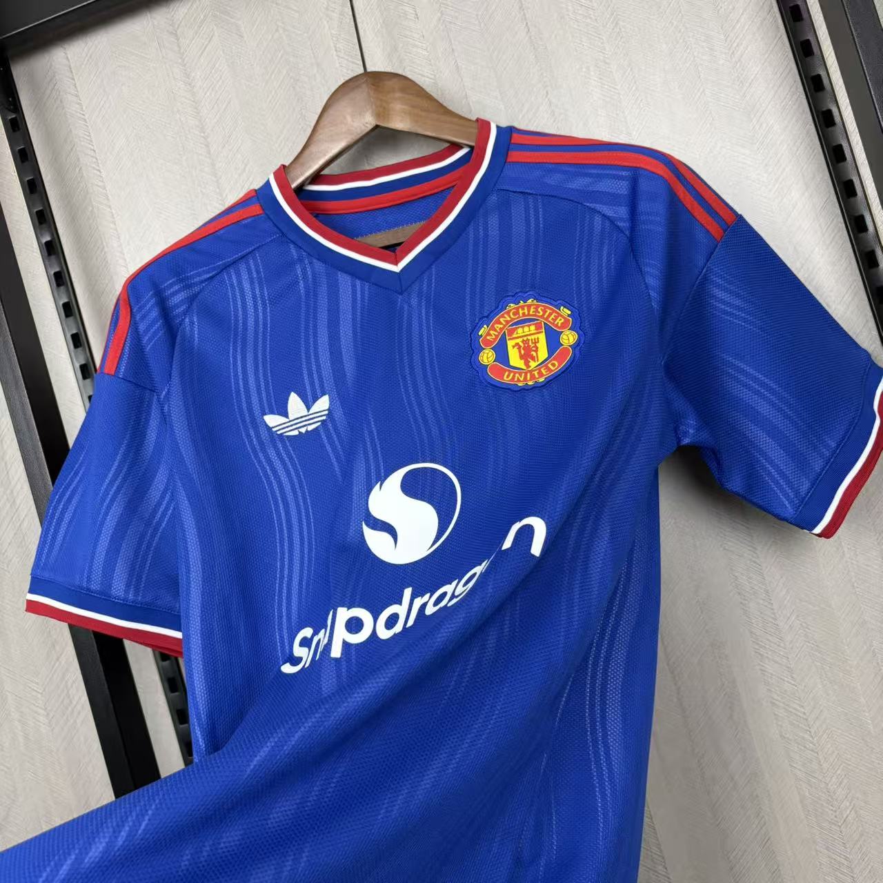 Camisa do Manchester United Reserva 2026/2027