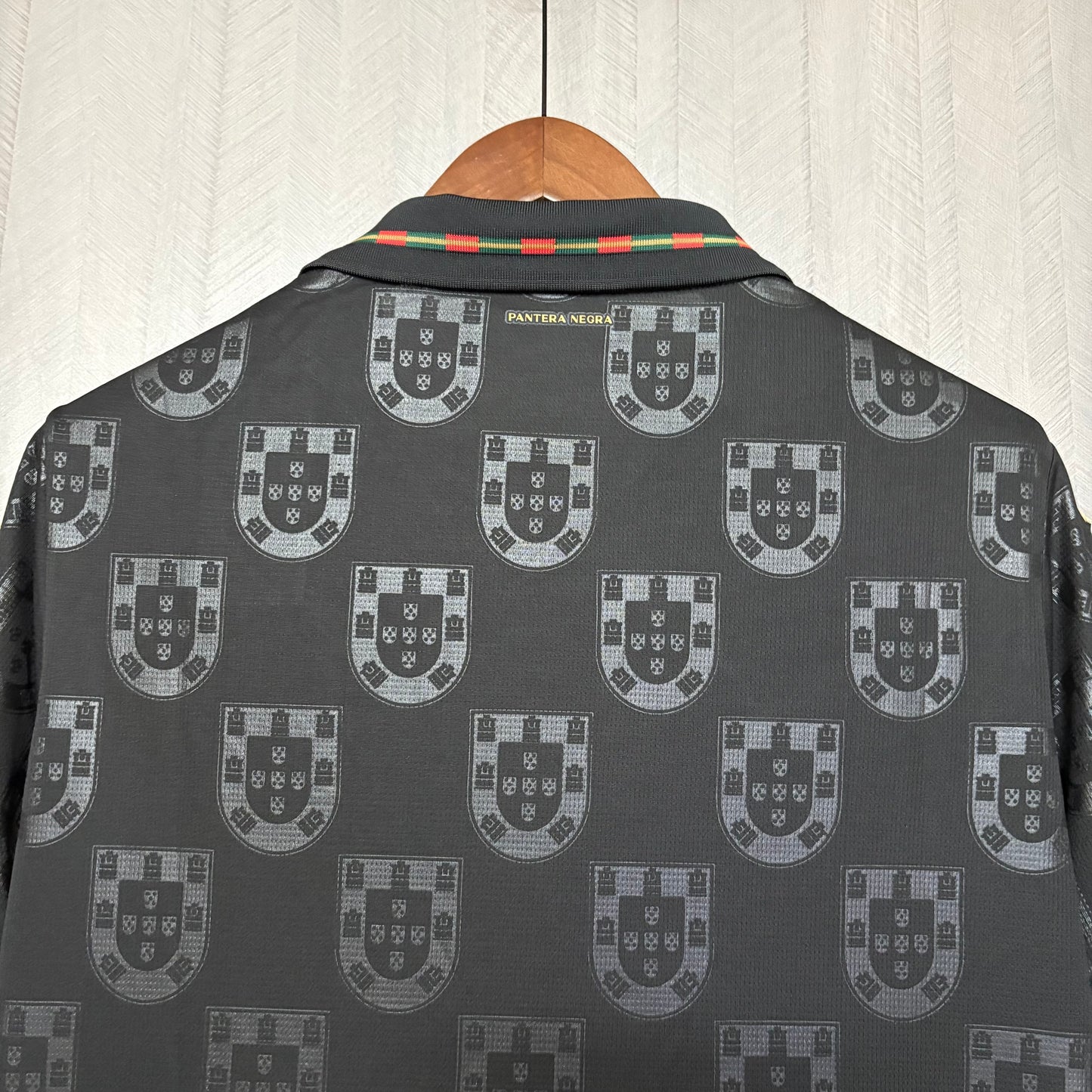 Camisa de Portugal Edição Especial "Pantera Negra" 2026